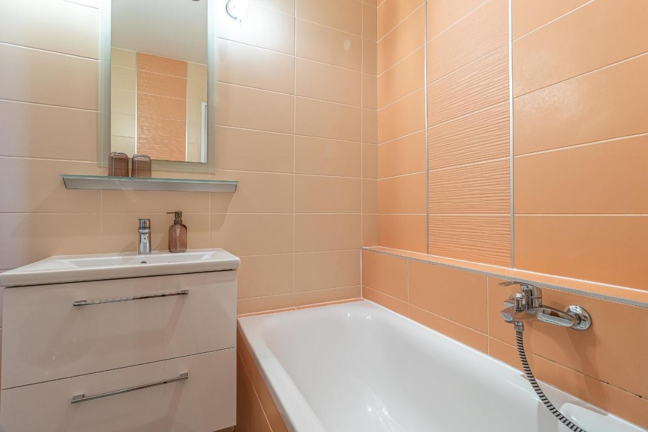 Cosy Flat Close To Central Братислава Екстер'єр фото