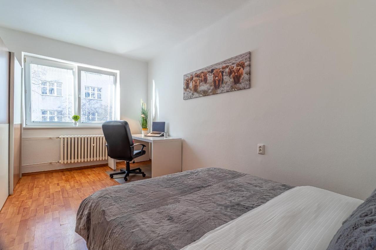 Cosy Flat Close To Central Братислава Екстер'єр фото